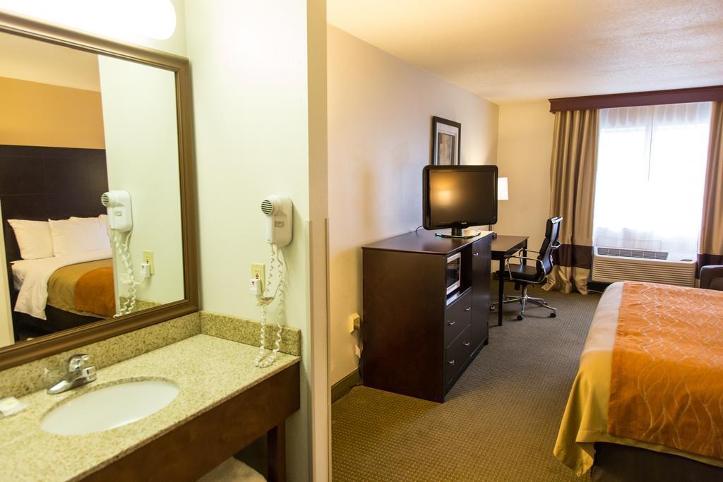 Comfort Inn & Suites Paw Paw Luaran gambar